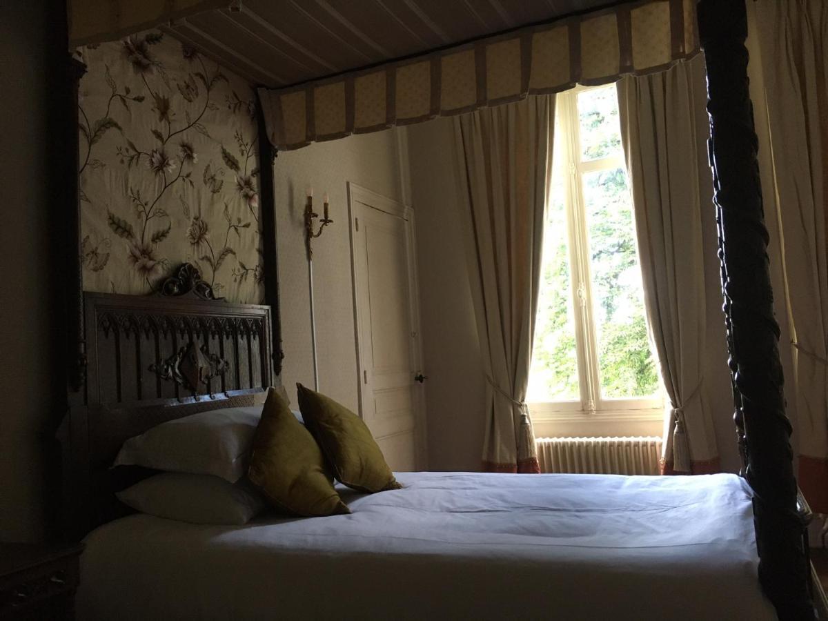 Chambres D'Hotes Montbron Luchapt Buitenkant foto