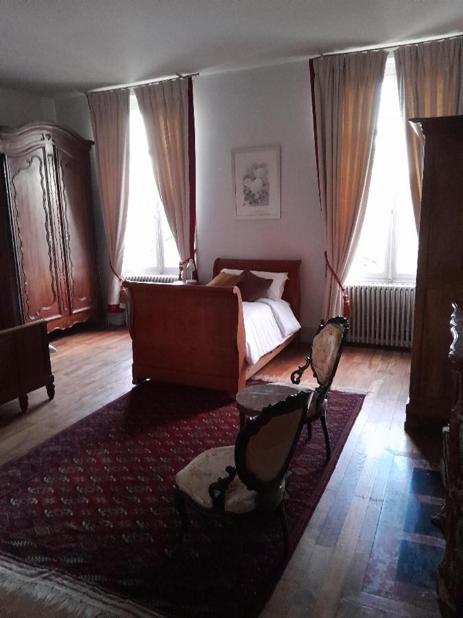 Chambres D'Hotes Montbron Luchapt Buitenkant foto